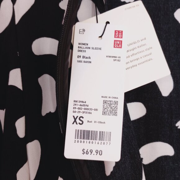Uniqlo:C Black & White Balloon Sleeve Dress - Picture 10 of 13